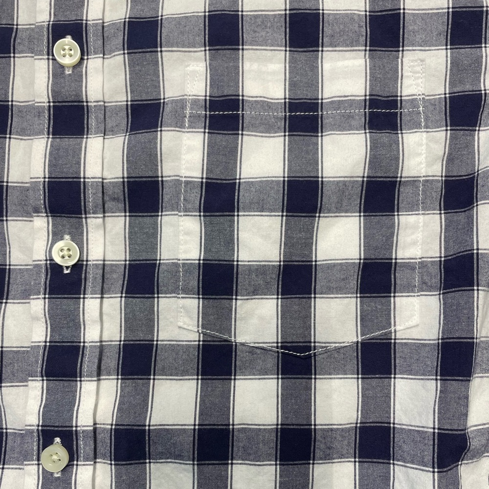 Merona 100% Cotton Longsleeve Buttondown. *NWOT*. Size M - Picture 2 of 7
